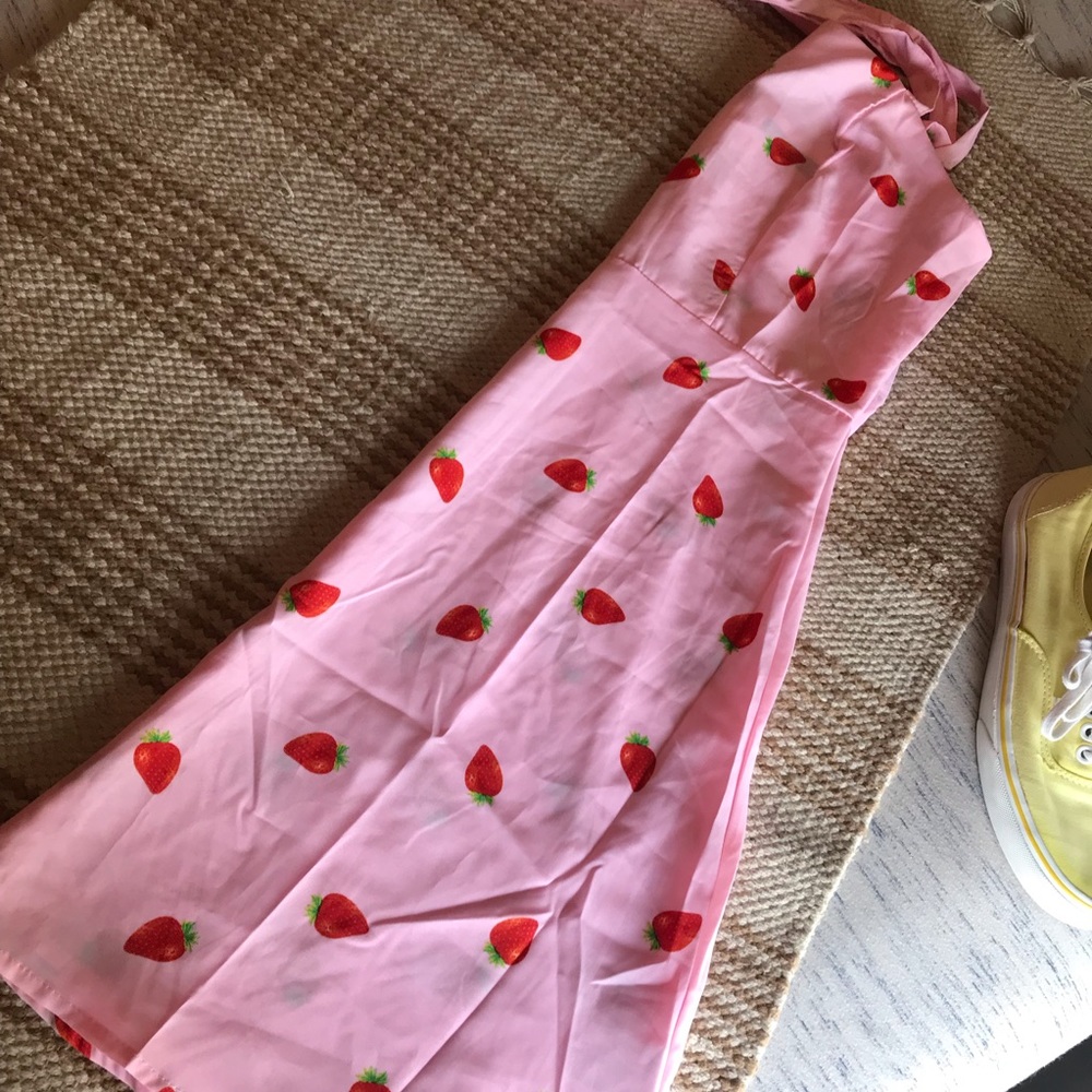 Strawberry Summer Dress 🍓
